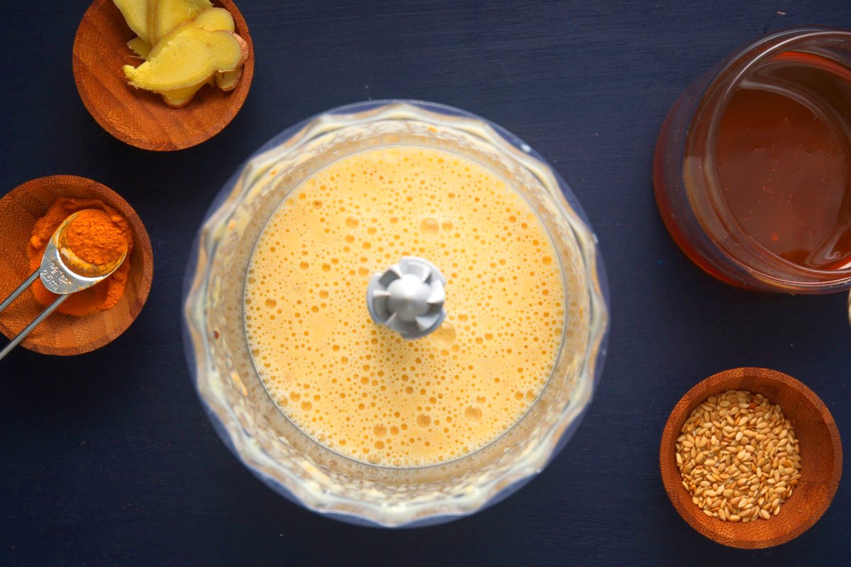 Flax seed smoothie blended in food processor.